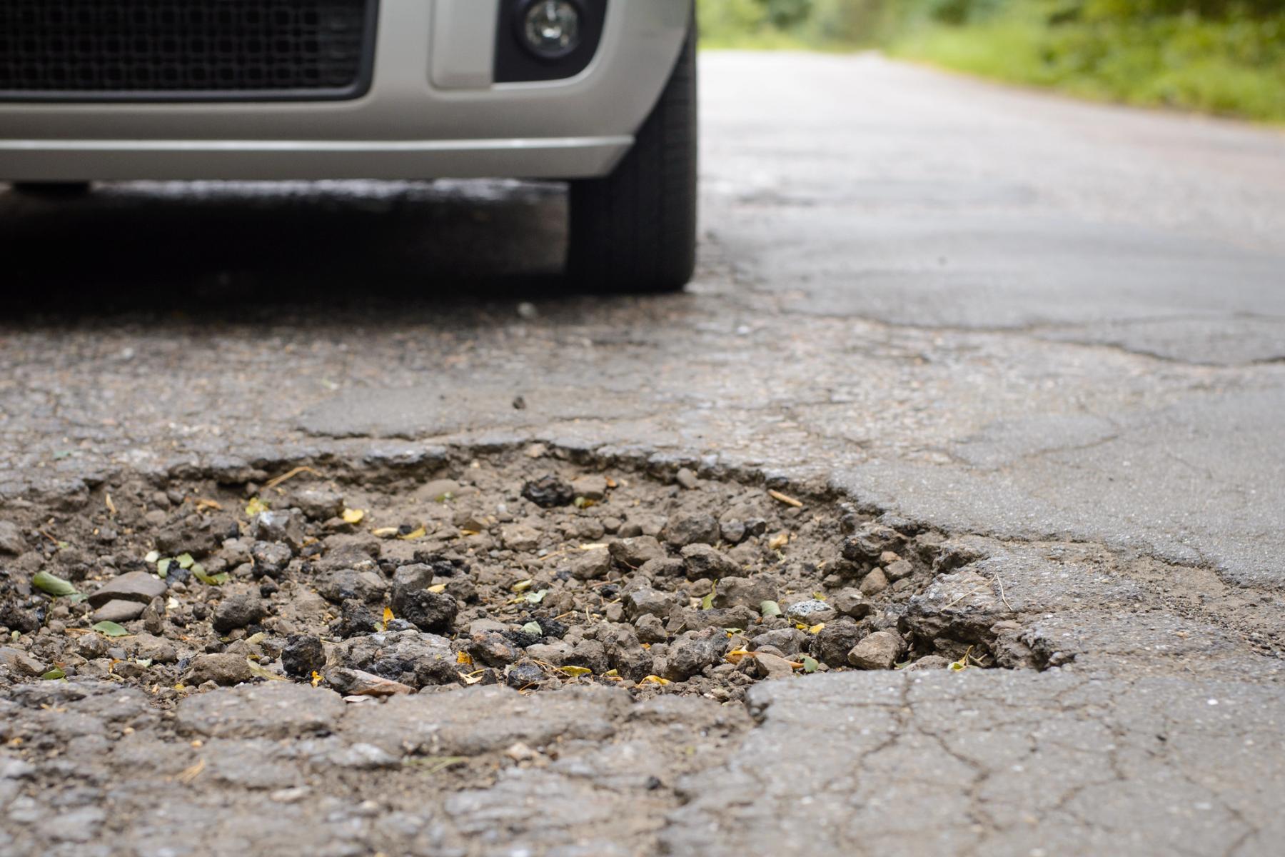 Depositphotos_609127910_L (2) pothole
